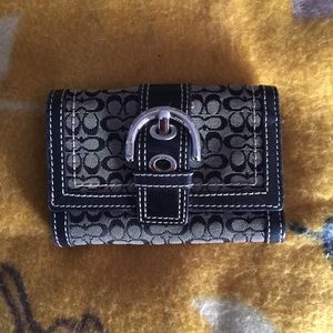 Coach signature-c wallet